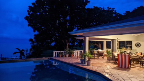 Villa Avalon Covered Outdoor Living Room