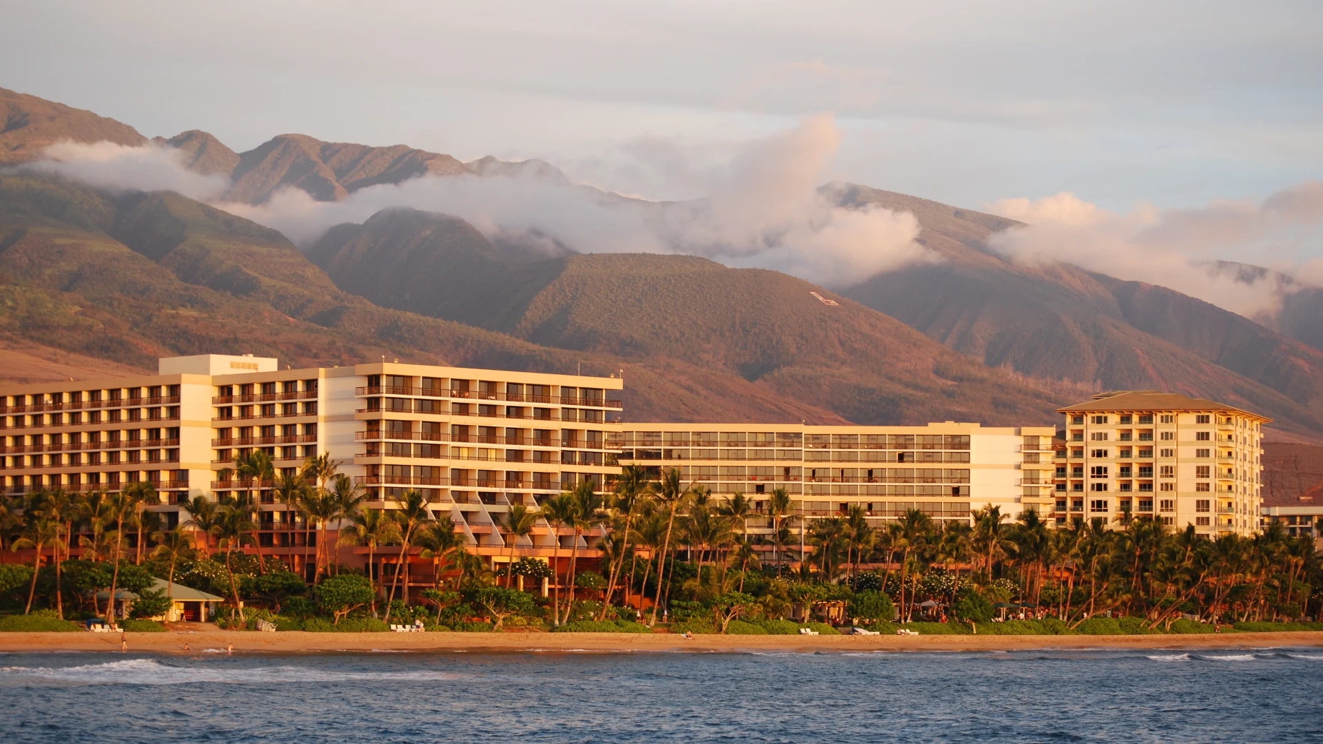 Kaanapali Surf Club Hotel