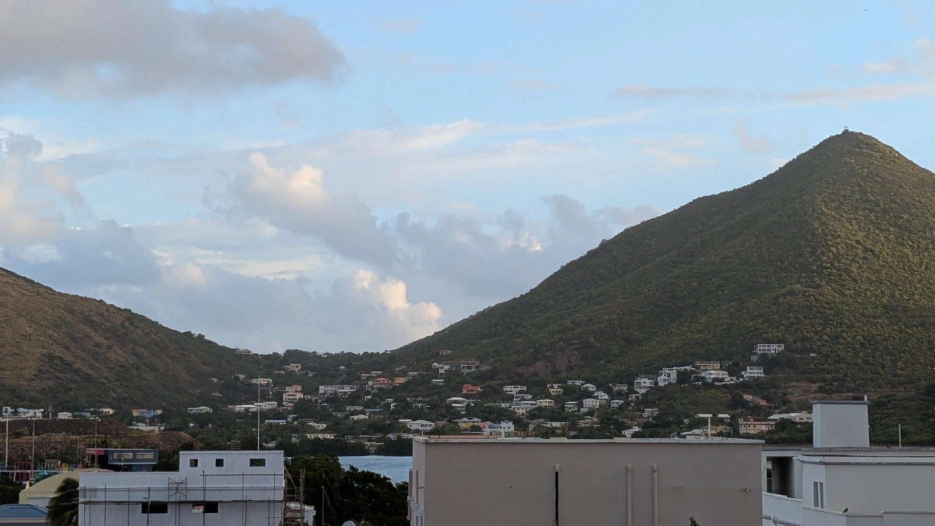 Holland House Beach Hotel