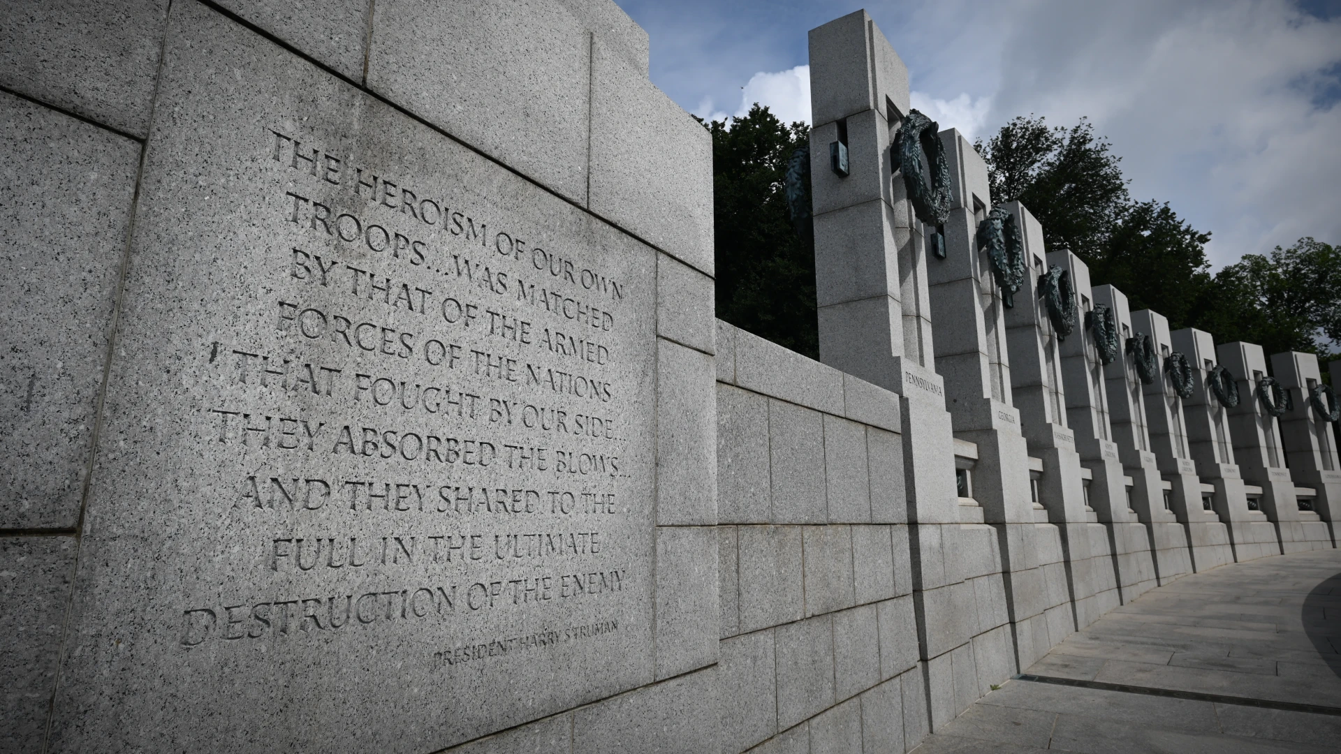 kl_wwiimemorial_01